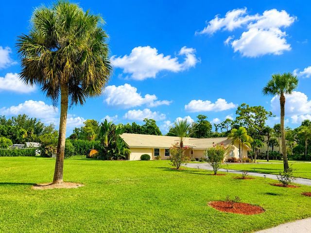 167 Forester Court, Wellington, FL 33414