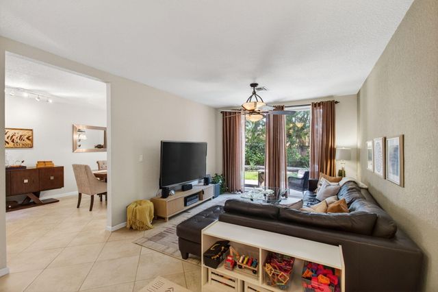 4353 Colony View Drive, Lake Worth, FL 33463