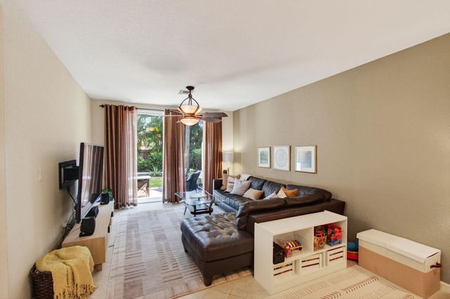 4353 Colony View Drive, Lake Worth, FL 33463