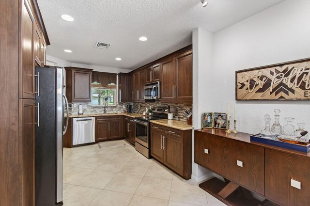 4353 Colony View Drive, Lake Worth, FL 33463