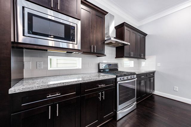 2524 Hutchins Street, Houston, TX 77004