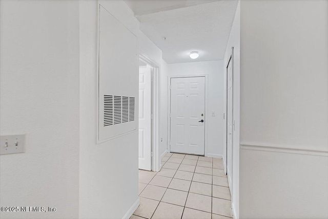 8550 TOUCHTON Road, 922, Jacksonville, FL 32216