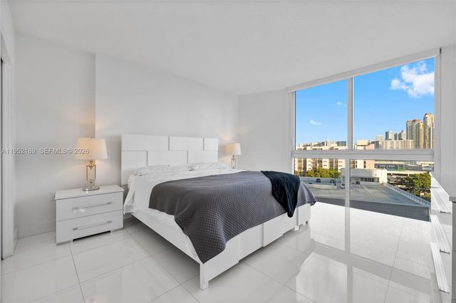 250 Sunny Isles Blvd 3-802, Sunny Isles Beach, FL 33160