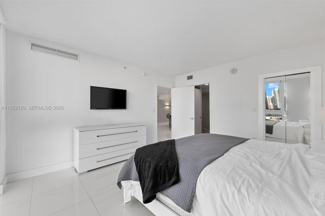 250 Sunny Isles Blvd 3-802, Sunny Isles Beach, FL 33160