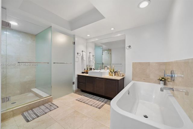 250 Sunny Isles Blvd 3-802, Sunny Isles Beach, FL 33160