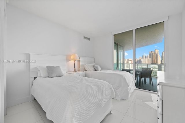 250 Sunny Isles Blvd 3-802, Sunny Isles Beach, FL 33160