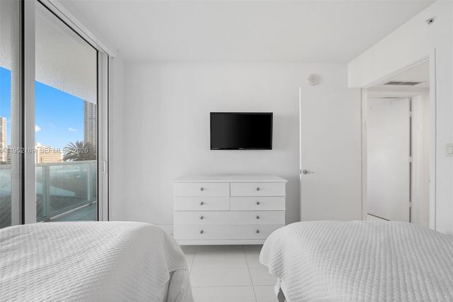 250 Sunny Isles Blvd 3-802, Sunny Isles Beach, FL 33160