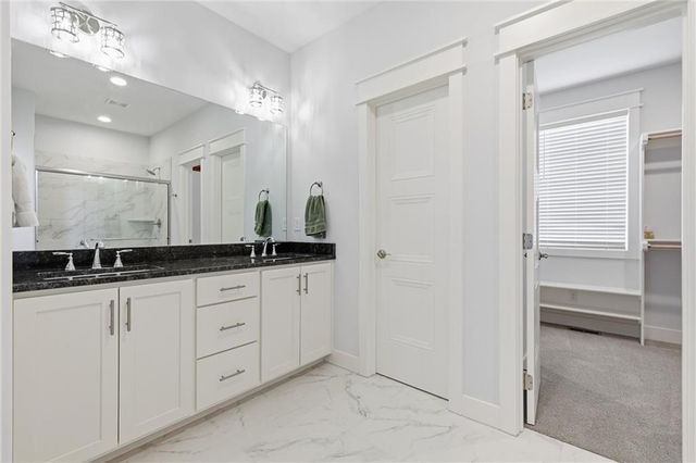 11782 S Deer Run Street 12, Olathe, KS 66061