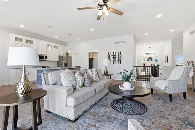 11782 S Deer Run Street 12, Olathe, KS 66061