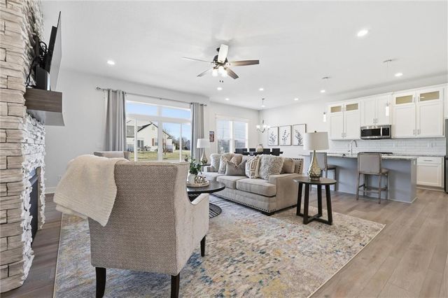 11782 S Deer Run Street 12, Olathe, KS 66061