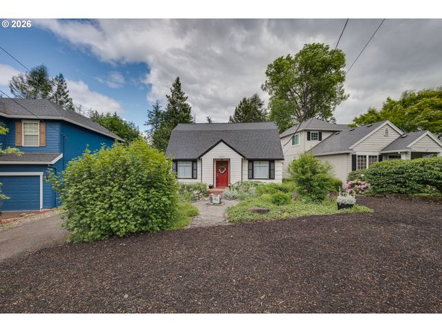 11251 Sw CAPITOL Hwy, Portland, OR 97219
