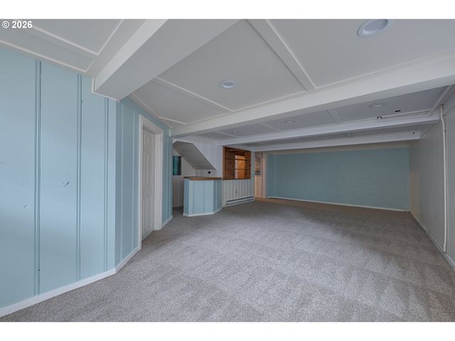 11251 Sw CAPITOL Hwy, Portland, OR 97219