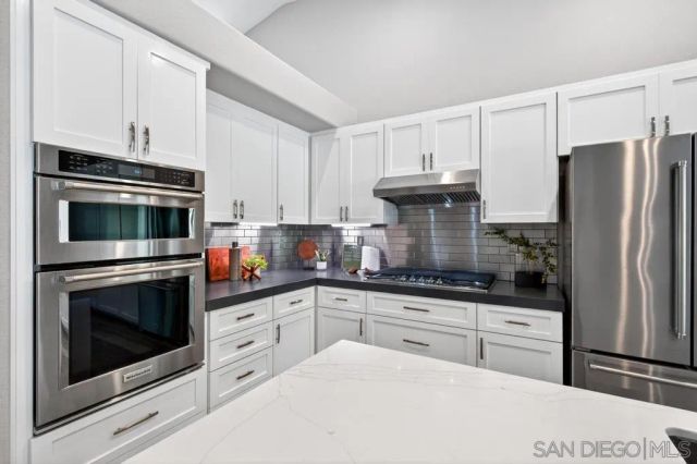1531 Knoll Park Glen, Escondido, CA 92029