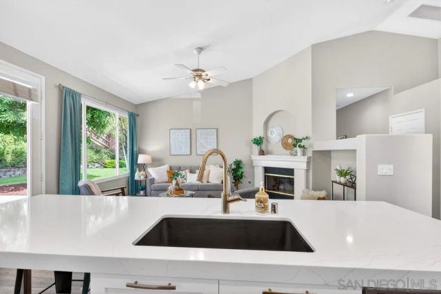 1531 Knoll Park Glen, Escondido, CA 92029