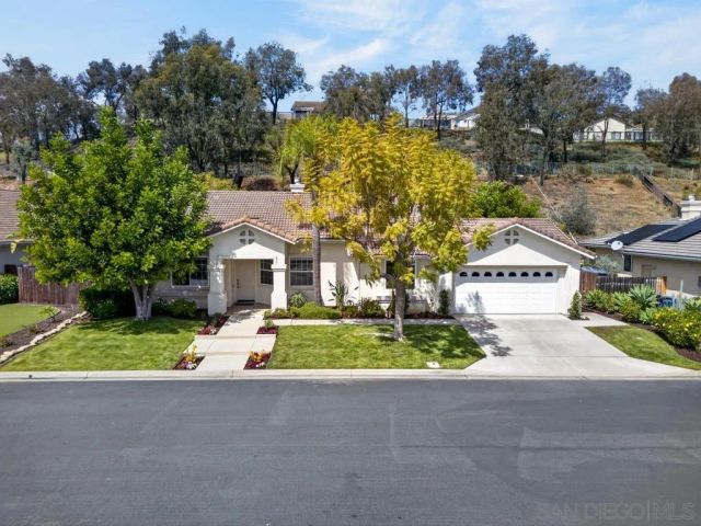 1531 Knoll Park Glen, Escondido, CA 92029