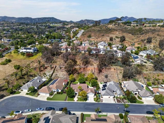 1531 Knoll Park Glen, Escondido, CA 92029