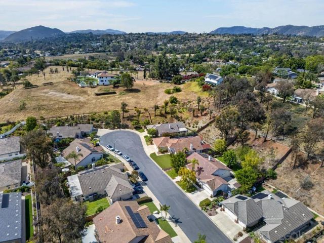 1531 Knoll Park Glen, Escondido, CA 92029