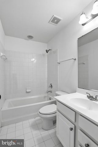 188 VICTORIA LN, Charles Town, WV 25414