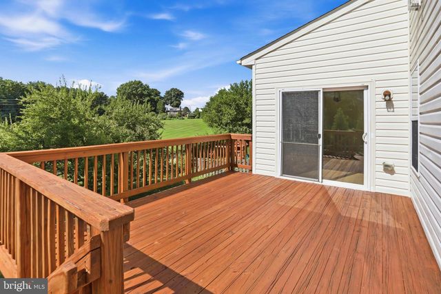 188 VICTORIA LN, Charles Town, WV 25414