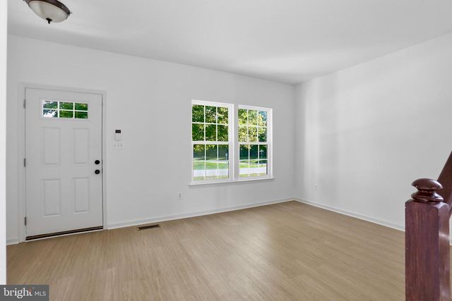 188 VICTORIA LN, Charles Town, WV 25414