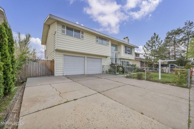 3035 Everett Drive, Reno, NV 89503