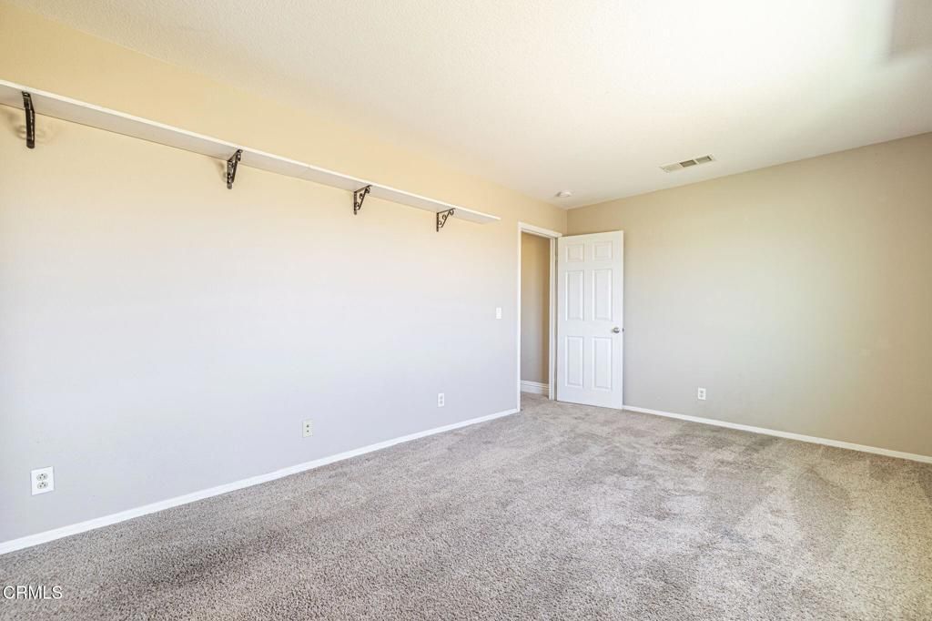 Image 33 of property listing at 43651 Tahoe Way, Lancaster, CA 93536
