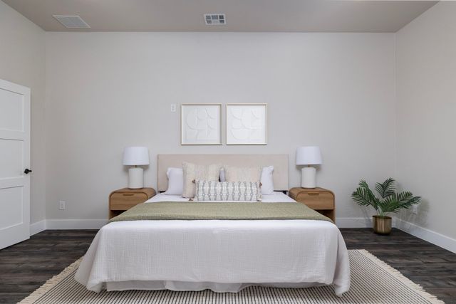 621 Oaklawn Drive, River Oaks, TX 76114