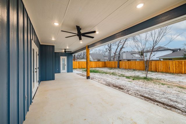 621 Oaklawn Drive, River Oaks, TX 76114