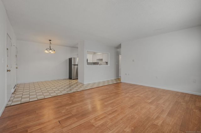 111 Niles Hill Road B, New London, CT 06320