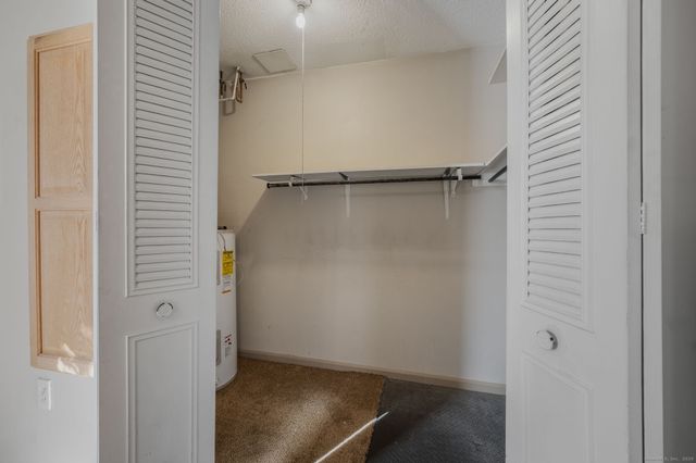 111 Niles Hill Road B, New London, CT 06320