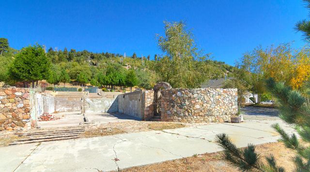 26262 Highway 18, Rimforest, CA 92378