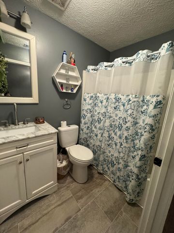 10 Amy Lane, Russell Springs, KY 42642