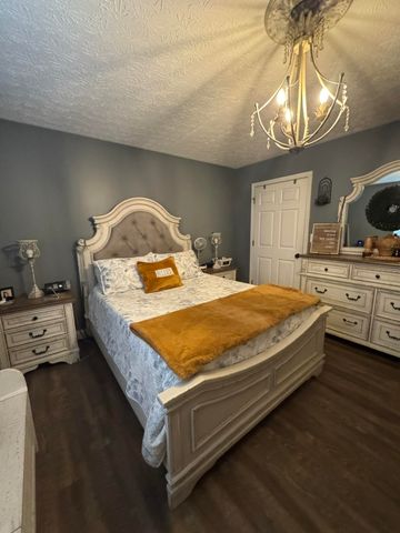 10 Amy Lane, Russell Springs, KY 42642
