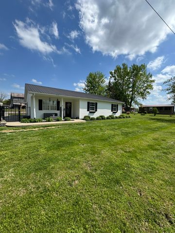 10 Amy Lane, Russell Springs, KY 42642