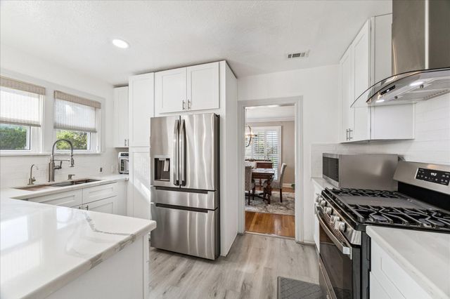 3226 Milburn Street, Houston, TX 77021