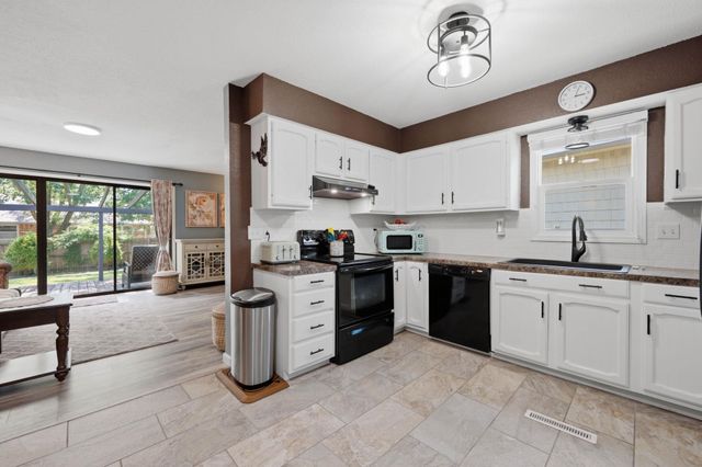 1007 S Cooper, Wichita, KS 67207