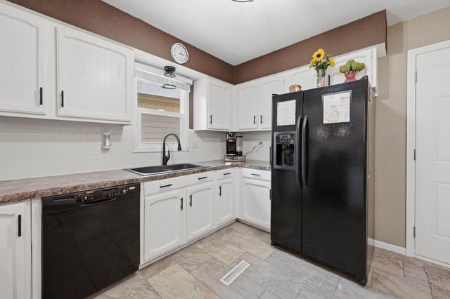 1007 S Cooper, Wichita, KS 67207