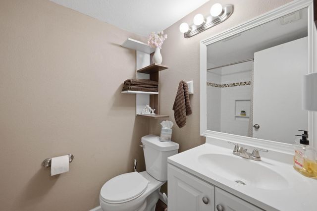 1007 S Cooper, Wichita, KS 67207