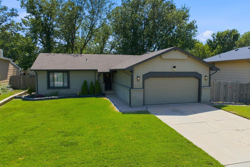 1007 S Cooper, Wichita, KS 67207
