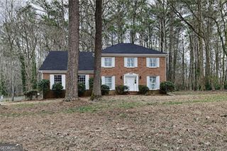 260 N Fayette Drive, Fayetteville, GA 30214