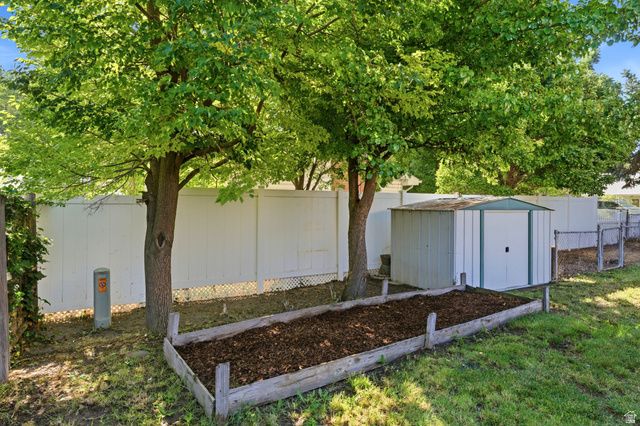405 E SCOTT AVE, South Salt Lake, UT 84115
