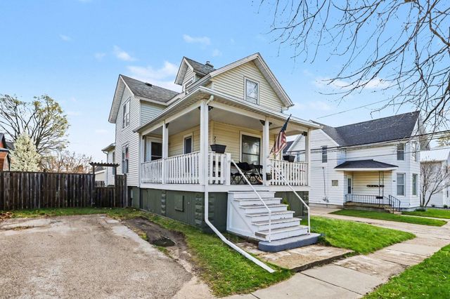 711 Jones Street, St. Joseph City, MI 49085
