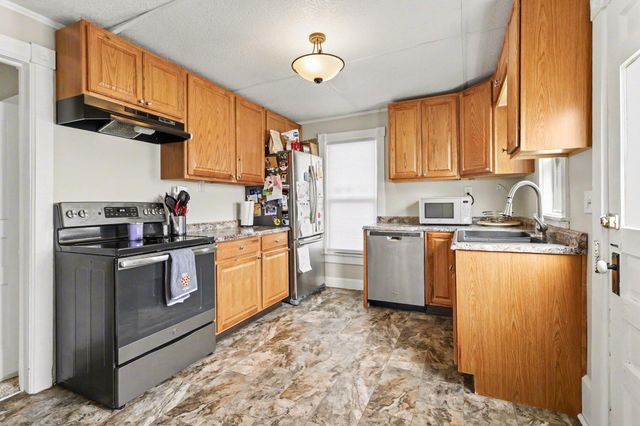 711 Jones Street, St. Joseph City, MI 49085