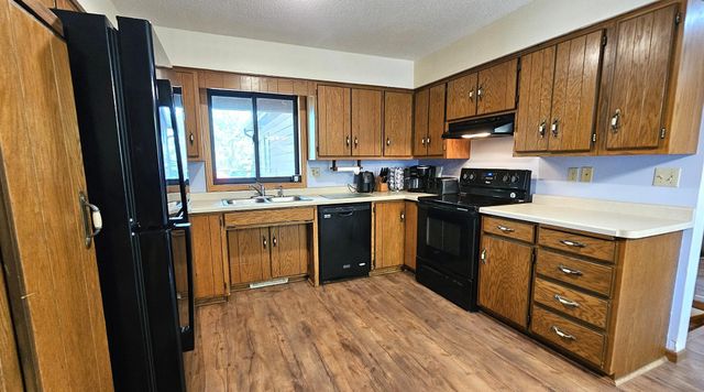 320 Oak Drive, Foley, MN 56329