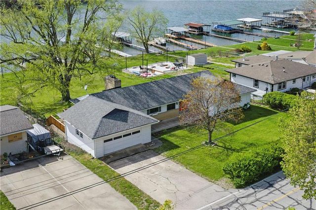 13 P Lake Shore Drive, Lake Lotawana, MO 64086