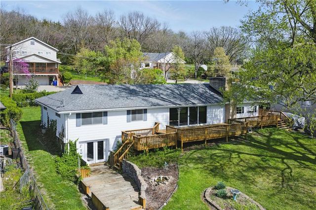 13 P Lake Shore Drive, Lake Lotawana, MO 64086