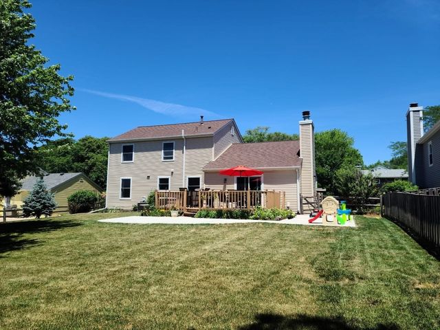 1328 Hill Road, Geneva, IL 60134