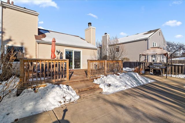 1328 Hill Road, Geneva, IL 60134