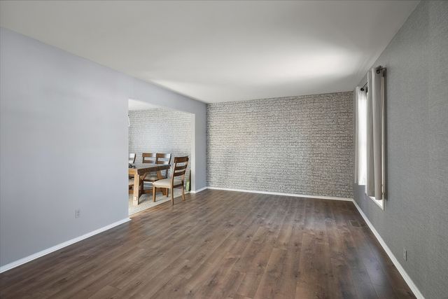 1328 Hill Road, Geneva, IL 60134