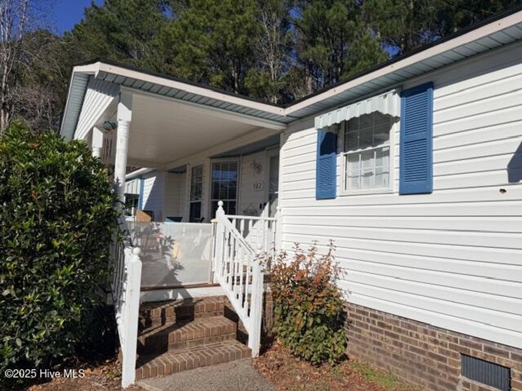 982 Myrtle Court SW, Calabash, NC 28467